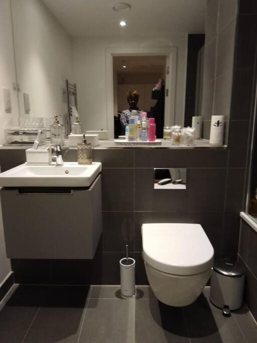 Whole Apartment 5 Mins To East Croydon & Concierge Londres Extérieur photo
