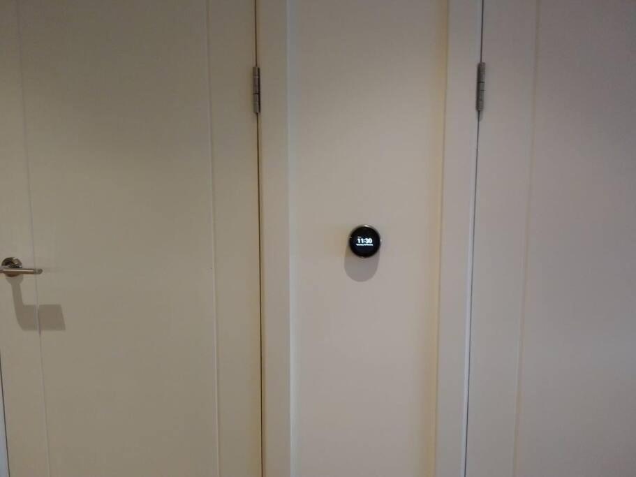 Whole Apartment 5 Mins To East Croydon & Concierge Londres Extérieur photo